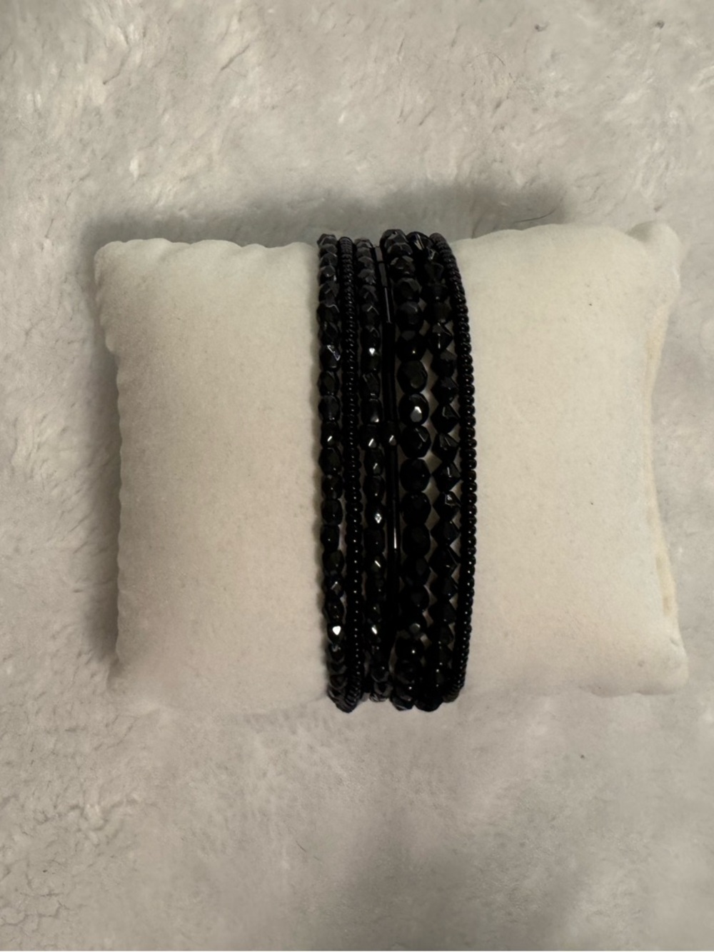 Black Multi-Row Beaded Women's Bracelet - Classic Elegant Style